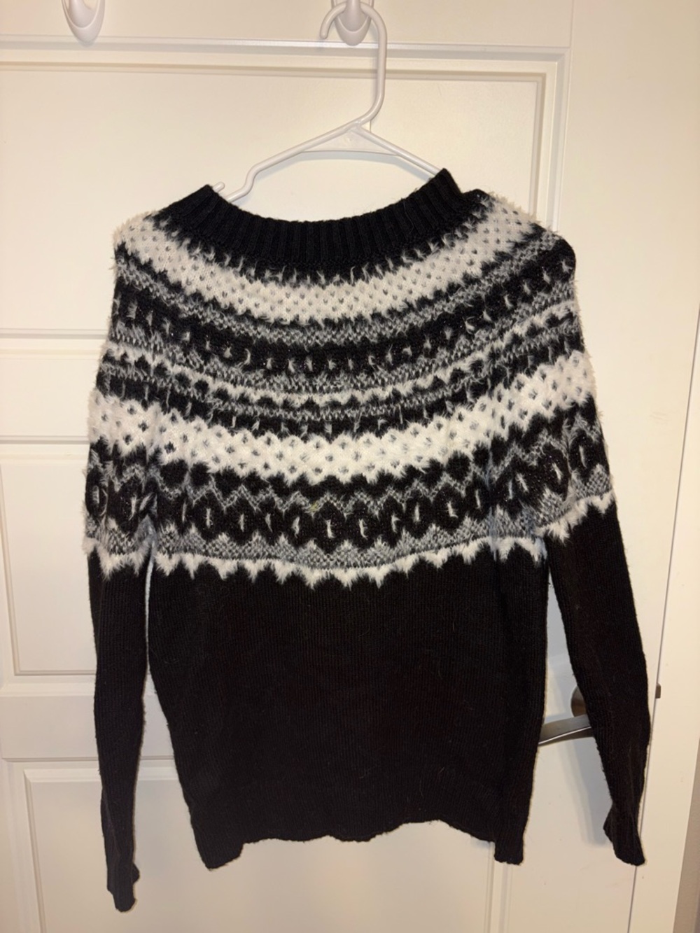 Talbots Black and White Patterned Knit Winter Ski Sweater